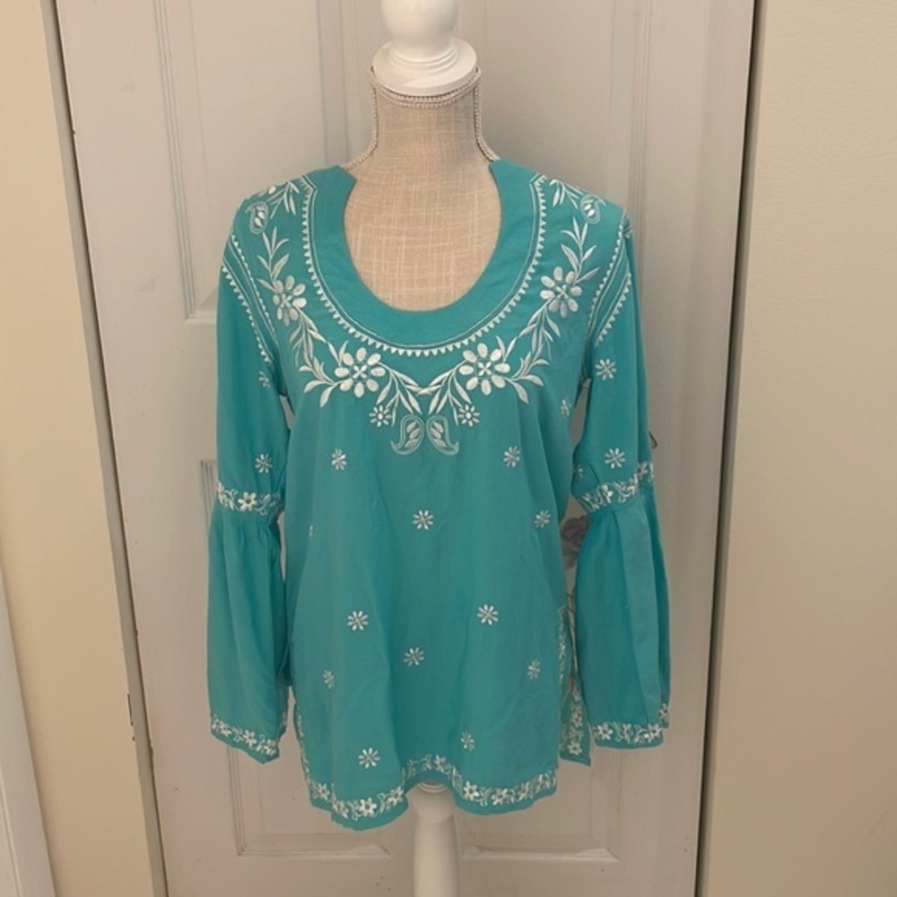 ⭐️2 for $20⭐️ Snappy Turtle Embroidered Swim Coverup Tunic Blouse Top